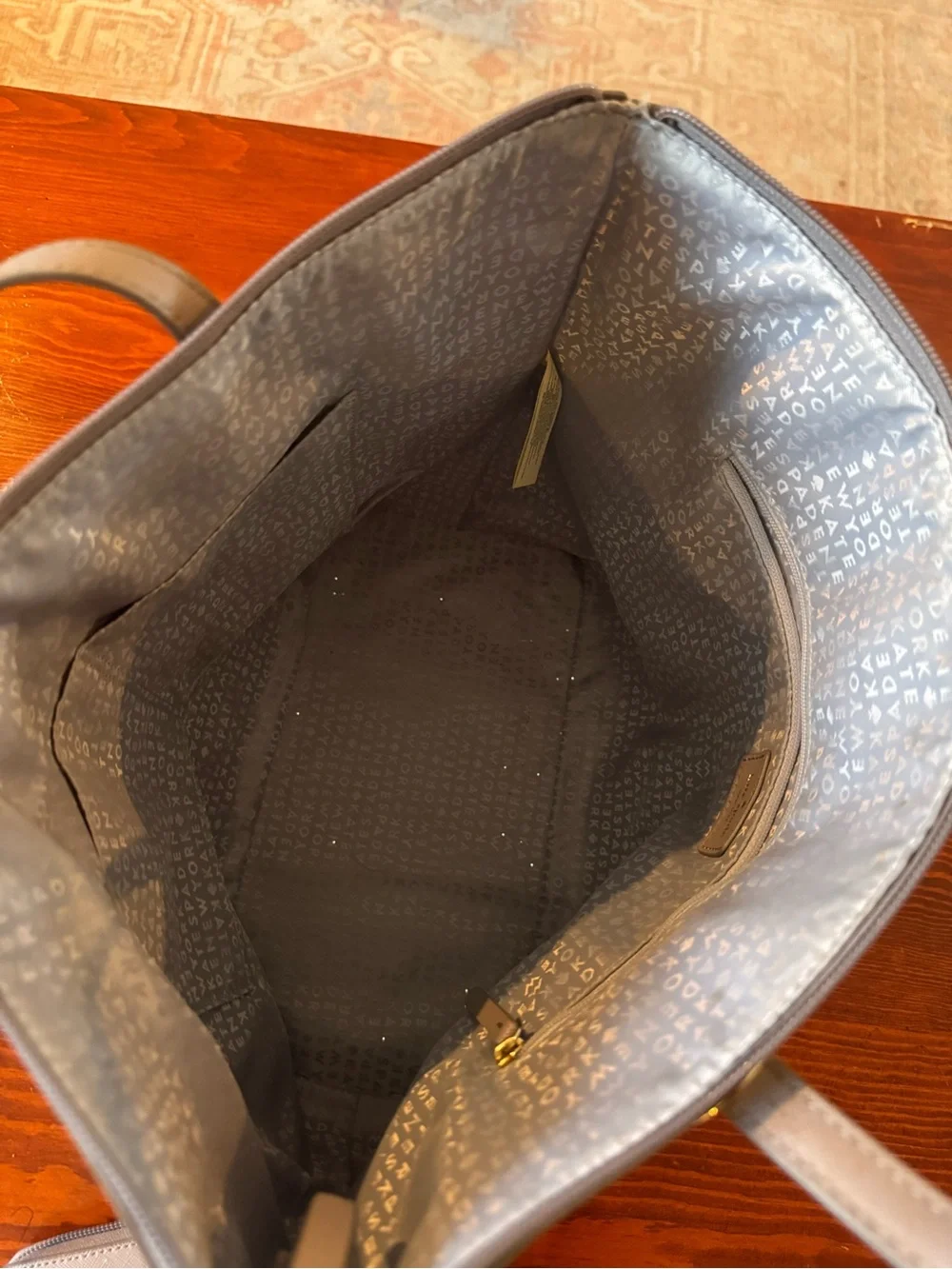 kate spade gray glitter tote and wallet set with charm